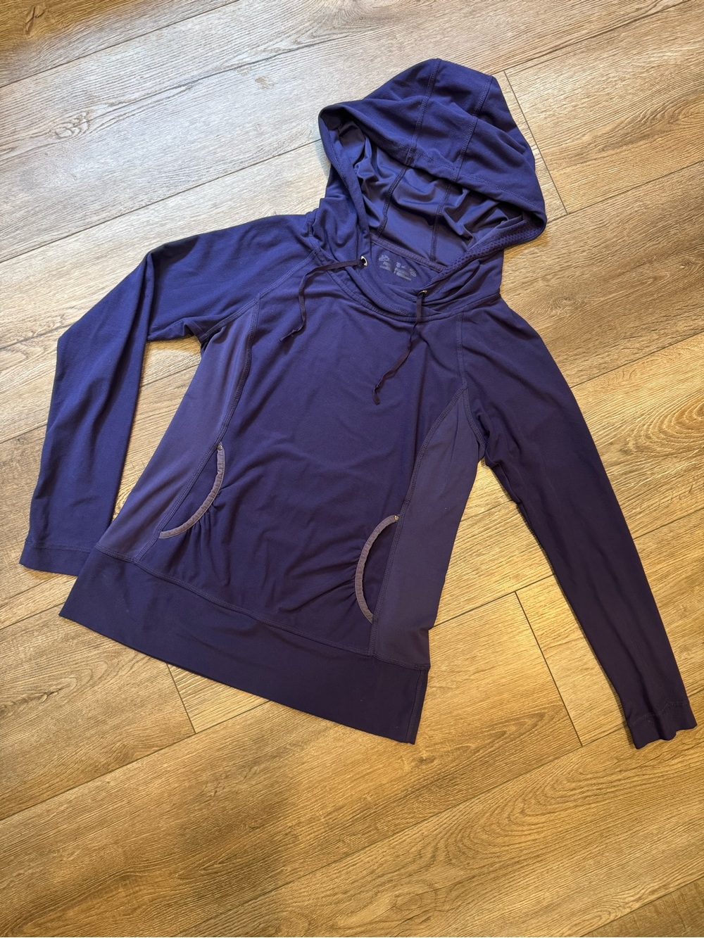 Royal Robbins Long-Sleeve Purple Hooded Pullover Top